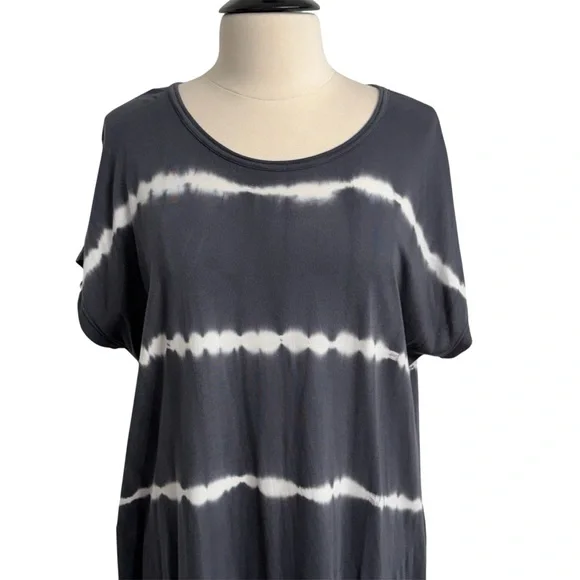 J. Jill Fit Tie Dye Knit Stripe Pattern Shirt Dress Dark Gray and White Colorway - Picture 2 of 9